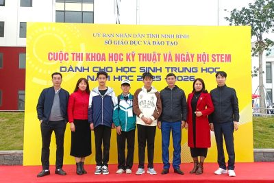 TRƯỜNG THCS NGHĨA BÌNH VÀ TRƯỜNG THCS NGHĨA LỢI THAM GIA CUỘC THI KHOA HỌC KỸ THUẬT VÀ NGÀY HỘI STEM  DÀNH CHO HỌC SINH TRUNG HỌC TỈNH  NINH BÌNH NĂM HỌC 2025 – 2026